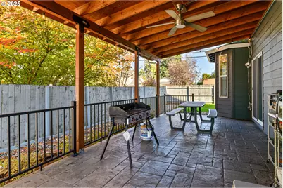 17584 SE Mill Loop, Portland, OR 97233 - Photo 38