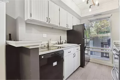 1614 NW Bridgeway Ln, Beaverton, OR 97006 - Photo 8