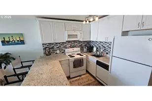 1415 NW 31st Pl, Lincoln City, OR 97367 - Photo 12