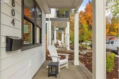 808 3 St #C2, Lake Oswego, OR 97034 - Photo 4