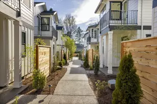 808 3 St, Lake Oswego, OR 97034 - Photo 38