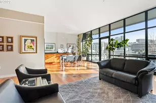 1025 NW Couch St, Portland, OR 97209 - Photo 10