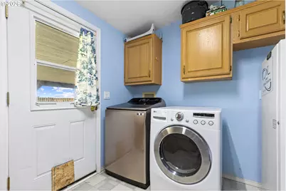 320 High St, Adams, OR 97810 - Photo 34