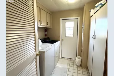 1601 Rhododendron Dr #558, Florence, OR 97439 - Photo 16