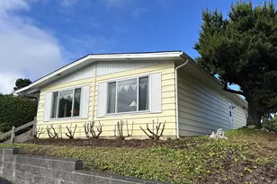 1601 Rhododendron Dr, Florence, OR 97439 - Photo 8