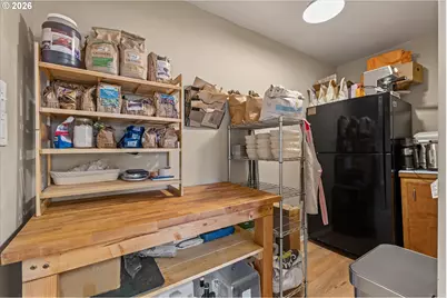 608 SW 2nd St, Enterprise, OR 97828 - Photo 18