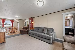608 SW 2nd St, Enterprise, OR 97828 - Photo 6