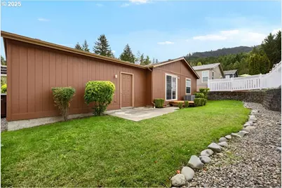 145 Samantha Way, Canyonville, OR 97417 - Photo 4