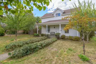 835 NW Yamhill St, McMinnville, OR 97128 - Photo 1