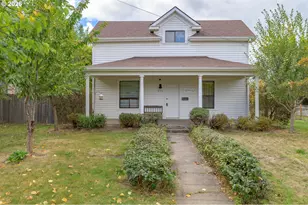 835 NW Yamhill St, McMinnville, OR 97128 - Photo 2