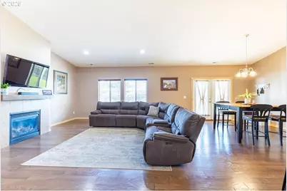 10503 I Ave, Island City, OR 97850 - Photo 12