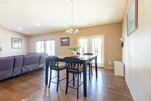 10503 I Ave, Island City, OR 97850 - Photo 8