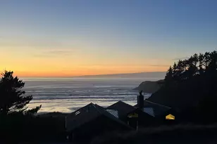 747 Oak St, Cannon Beach, OR 97110 - Photo 14