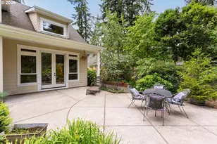 5831 SW Seville Ave, Lake Oswego, OR 97035 - Photo 32