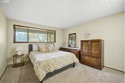 551 Brookside Dr, Eugene, OR 97405 - Photo 40