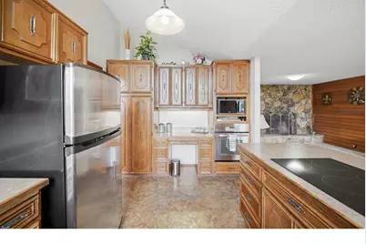551 Brookside Dr, Eugene, OR 97405 - Photo 18