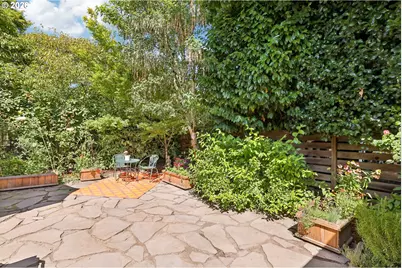 2747 NW Raleigh St #2, Portland, OR 97210 - Photo 34