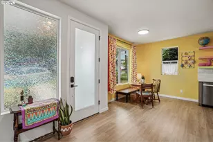 2646 SE 101st Ave, Portland, OR 97266 - Photo 4