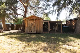 2901 N 4th St, La Grande, OR 97850 - Photo 36