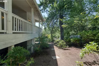 8441 NW Hawkins Blvd, Portland, OR 97229 - Photo 14