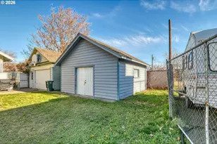 120 SE 7th St, Pendleton, OR 97801 - Photo 32