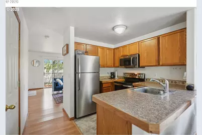 12923 NE Prescott Dr, Portland, OR 97230 - Photo 8
