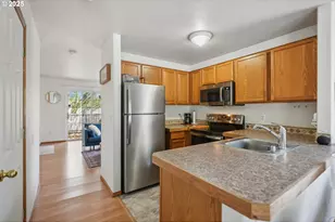 12923 NE Prescott Dr, Portland, OR 97230 - Photo 8