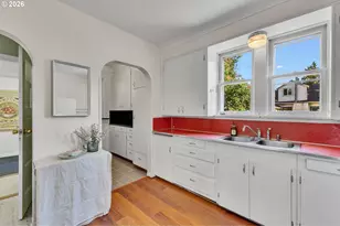 5905 N Minnesota Ave, Portland, OR 97217 - Photo 10