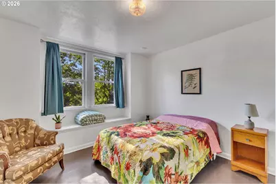 5905 N Minnesota Ave, Portland, OR 97217 - Photo 14