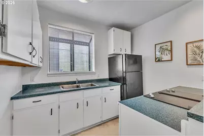 5905 N Minnesota Ave, Portland, OR 97217 - Photo 26