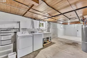 5905 N Minnesota Ave, Portland, OR 97217 - Photo 20