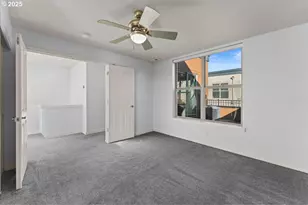 6273 NE Carillion Dr, Hillsboro, OR 97124 - Photo 34