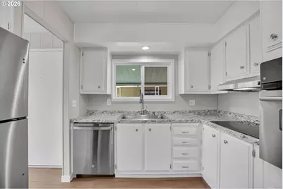 4400 SE Roethe Rd #18A, Milwaukie, OR 97267 - Photo 8