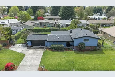 948 NE Queens Ln, Hillsboro, OR 97124 - Photo 1