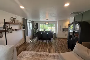 6974 Glacier Dr, Springfield, OR 97478 - Photo 10