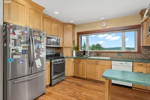 8970 SE Kingswood Way, Damascus, OR 97089 - Photo 10