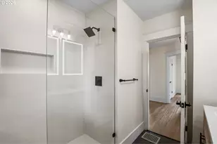 3003 SE Woodward St, Portland, OR 97202 - Photo 14