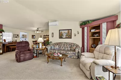 94998 Spring Valley Ln, Marcola, OR 97454 - Photo 6