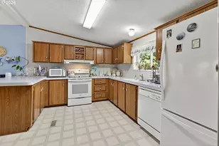 94998 Spring Valley Ln, Marcola, OR 97454 - Photo 14