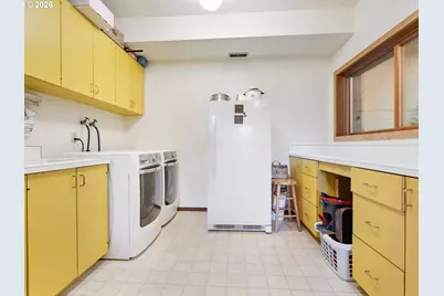 6019 SW Woods Ct, Portland, OR 97221 - Photo 36