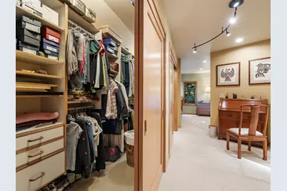 6019 SW Woods Ct, Portland, OR 97221 - Photo 22