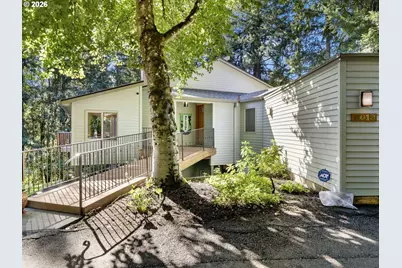 6019 SW Woods Ct, Portland, OR 97221 - Photo 2