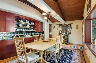 6019 SW Woods Ct, Portland, OR 97221 - Photo 12