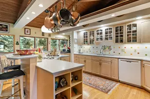 6019 SW Woods Ct, Portland, OR 97221 - Photo 14