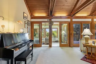 6019 SW Woods Ct, Portland, OR 97221 - Photo 6