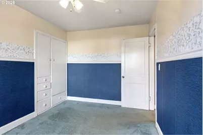 1666 W Myrtle Ave, Roseburg, OR 97471 - Photo 20