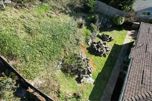 398 Atlantic St, Astoria, OR 97103 - Photo 10