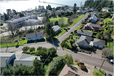 398 Atlantic St, Astoria, OR 97103 - Photo 30