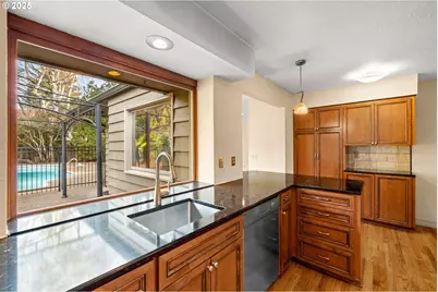 5418 SW 34th Pl, Portland, OR 97239 - Photo 10