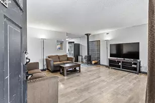 19726 SW Oak St, Beaverton, OR 97078 - Photo 8